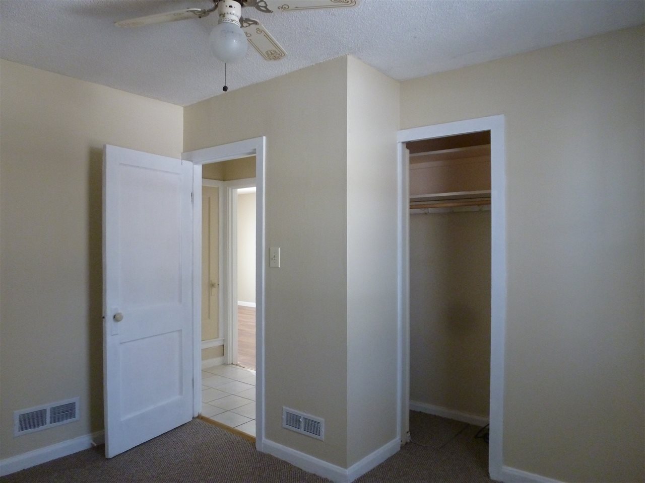 34 Gabrielle Street Manchester, NH 03103 - Photo 7 of 14 Gallery Image 7