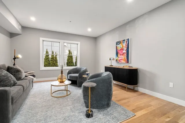 $2,999,999 | 71 Greenough Street, Unit 711, Brookline, MA 02445