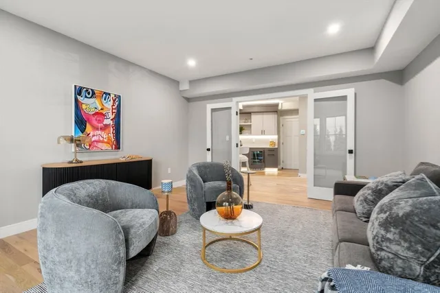 $2,999,999 | 71 Greenough Street, Unit 711, Brookline, MA 02445