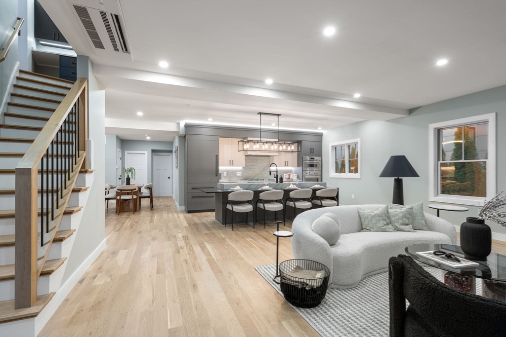 71 Greenough Street, Unit 711 Brookline, MA 02445 - Photo 14 of 33