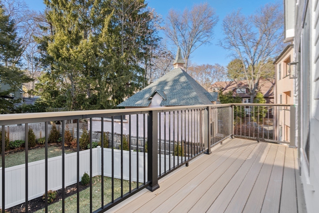 71 Greenough Street, Unit 711 Brookline, MA 02445 - Photo 18 of 33