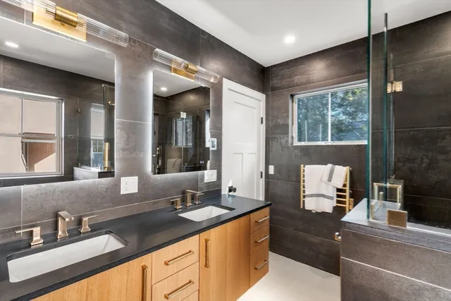 $2,999,999 | 71 Greenough Street, Unit 711, Brookline, MA 02445