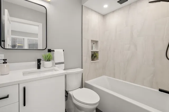 $2,999,999 | 71 Greenough Street, Unit 711, Brookline, MA 02445