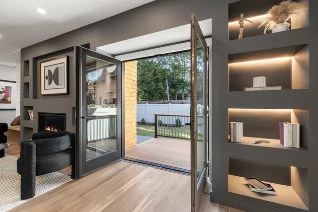 $2,999,999 | 71 Greenough Street, Unit 711, Brookline, MA 02445