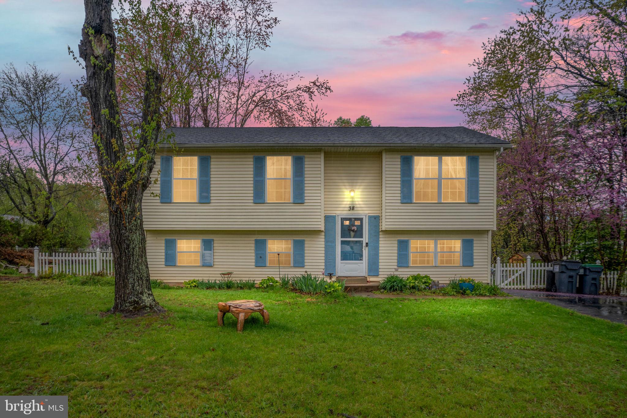38 Buck Road Stafford, VA 22556 - Photo 1 of 39 a front view of a house with a yard
