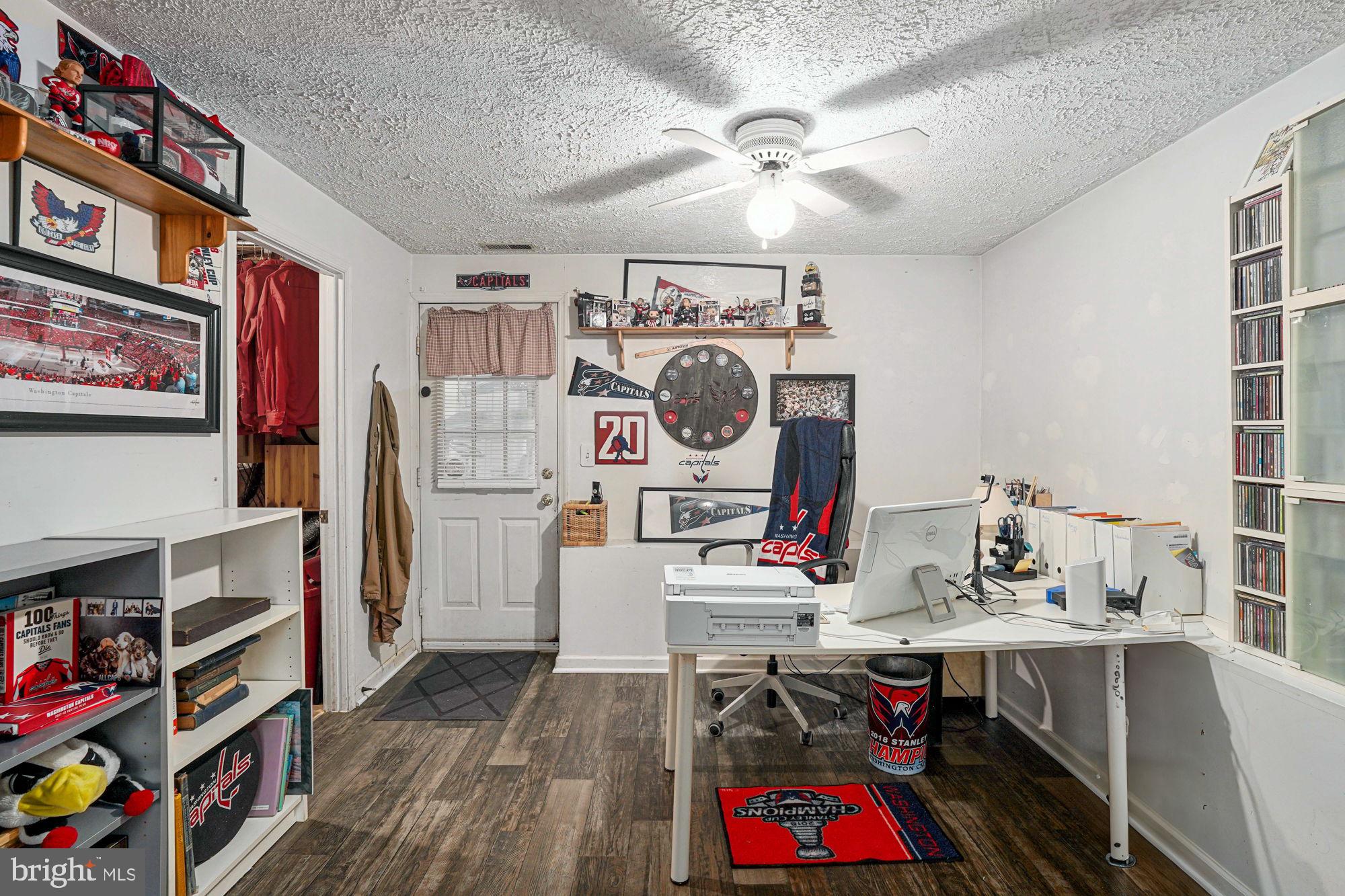 38 Buck Road Stafford, VA 22556 - Photo 27 of 39 a view of a workspace with furniture and toys