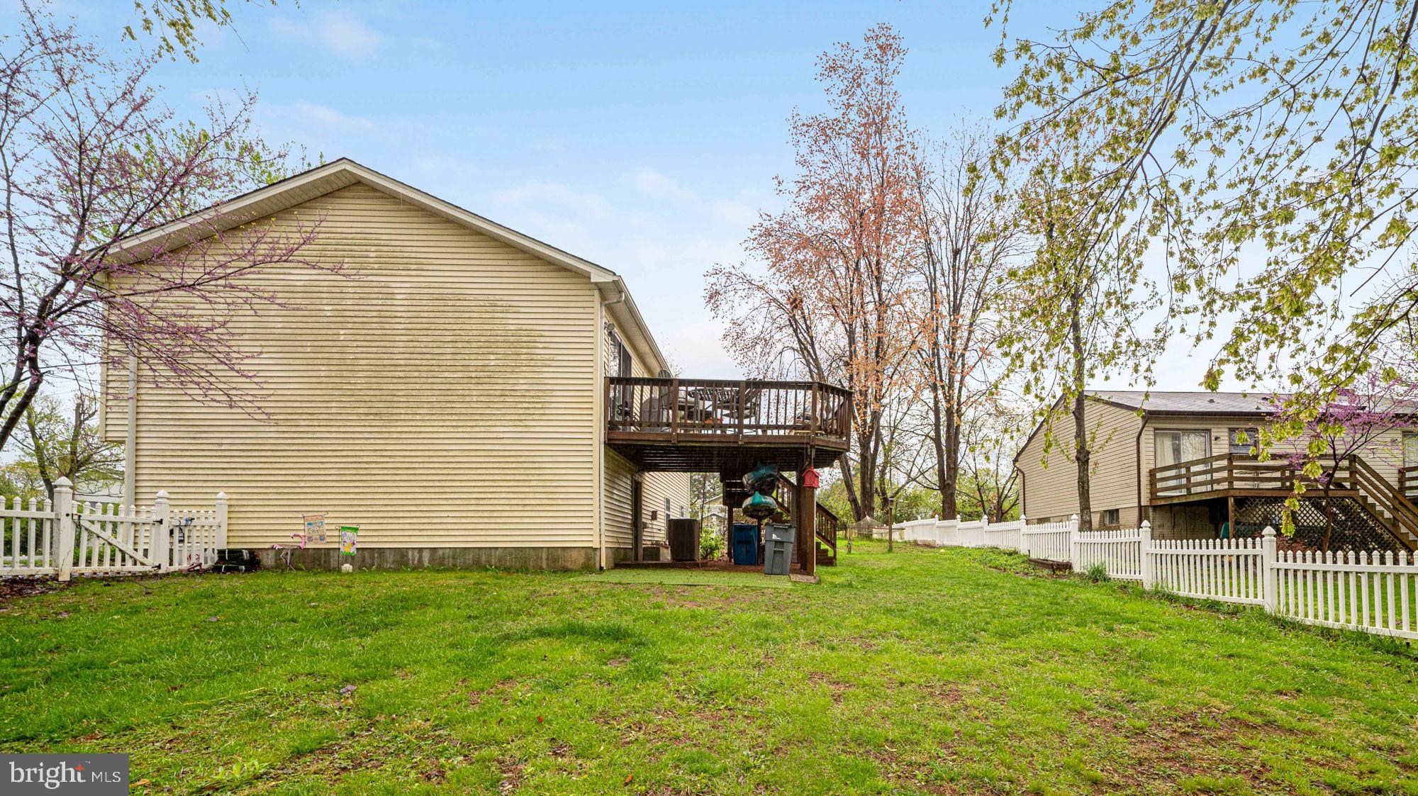 38 Buck Road Stafford, VA 22556 - Photo 35 of 39 a view of a house with a yard