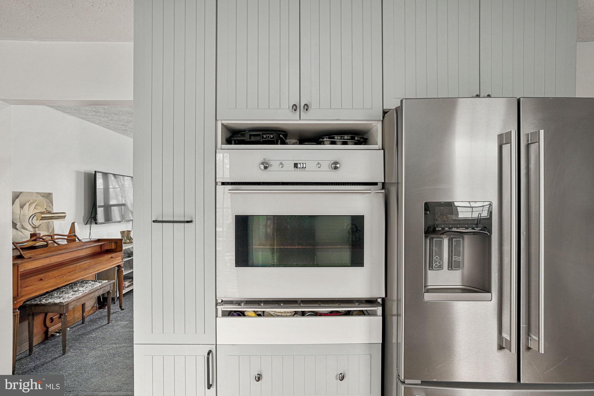 38 Buck Road Stafford, VA 22556 - Photo 10 of 39 a kitchen with cabinets and stainless steel appliances
