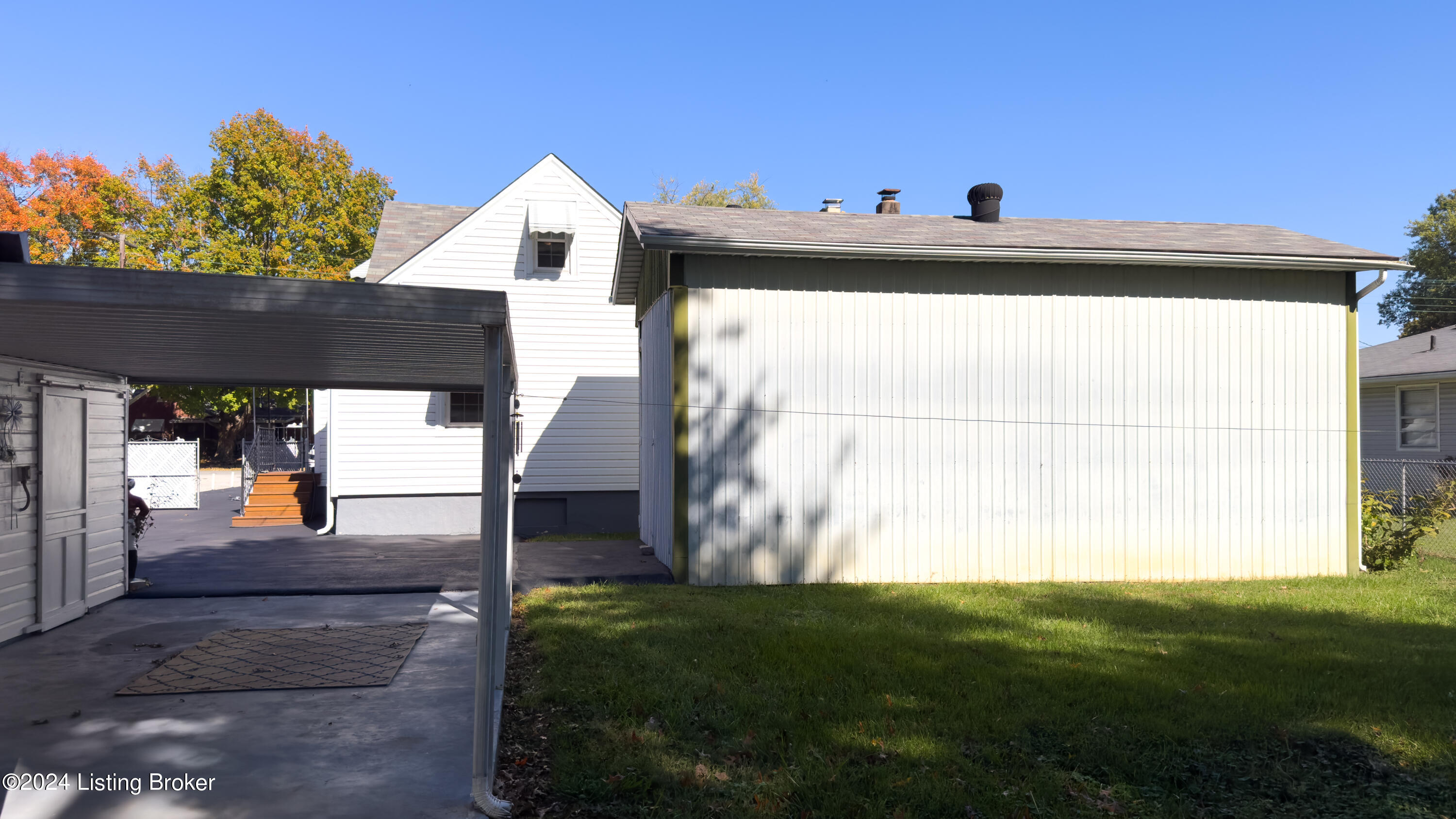 2704 Ralph Avenue Louisville, KY 40216 - Photo 41 of 56 2704 Ralph Ave-1053