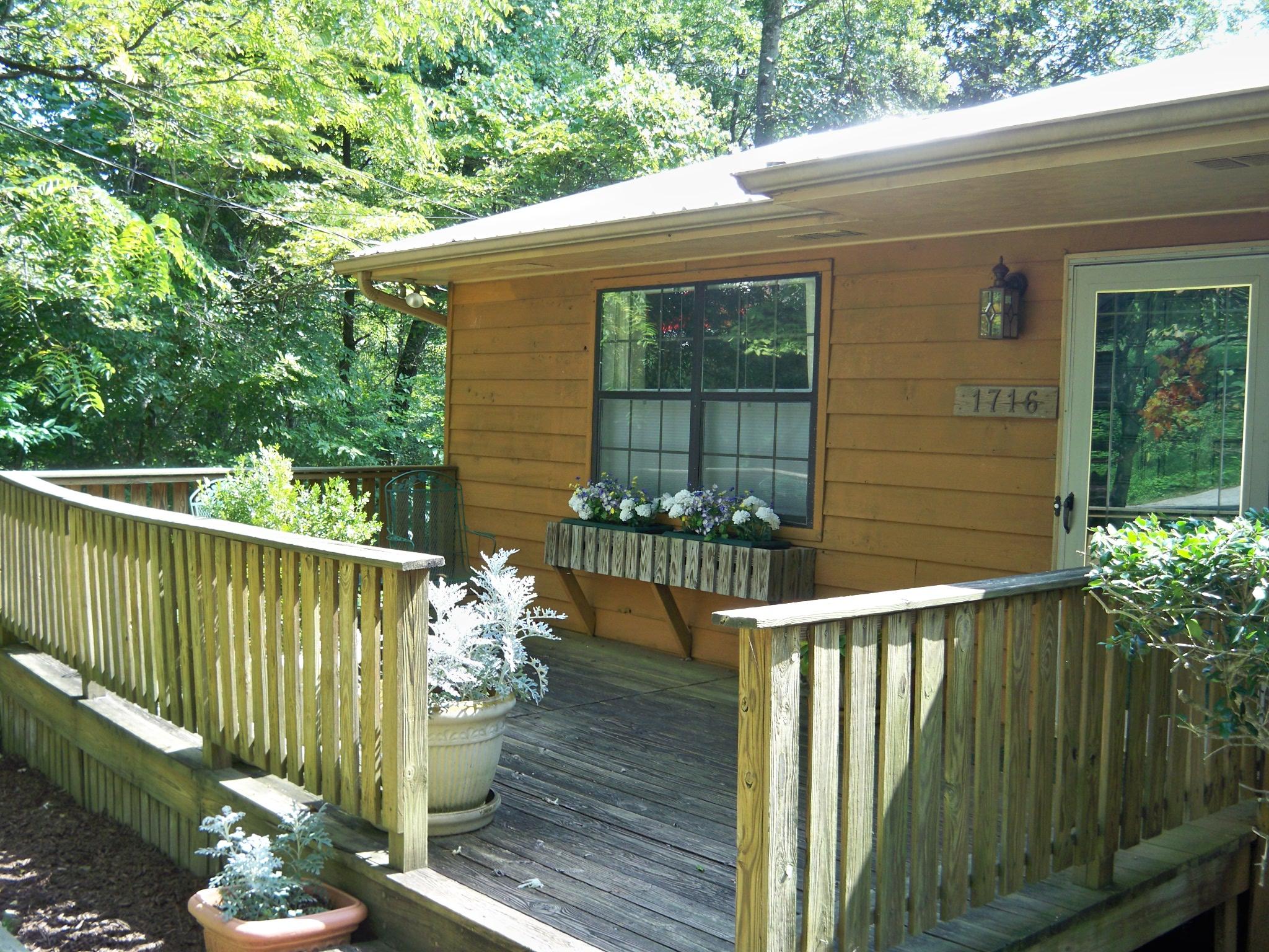 1716 Julian Ridge Road Chattanooga, TN 37421 - Photo 3 of 28 100_8389