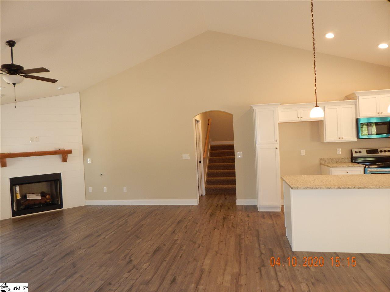176 Coleman Road, Unit 2A Wellford, SC 29385 - Photo 6 of 33 Gallery Image 6