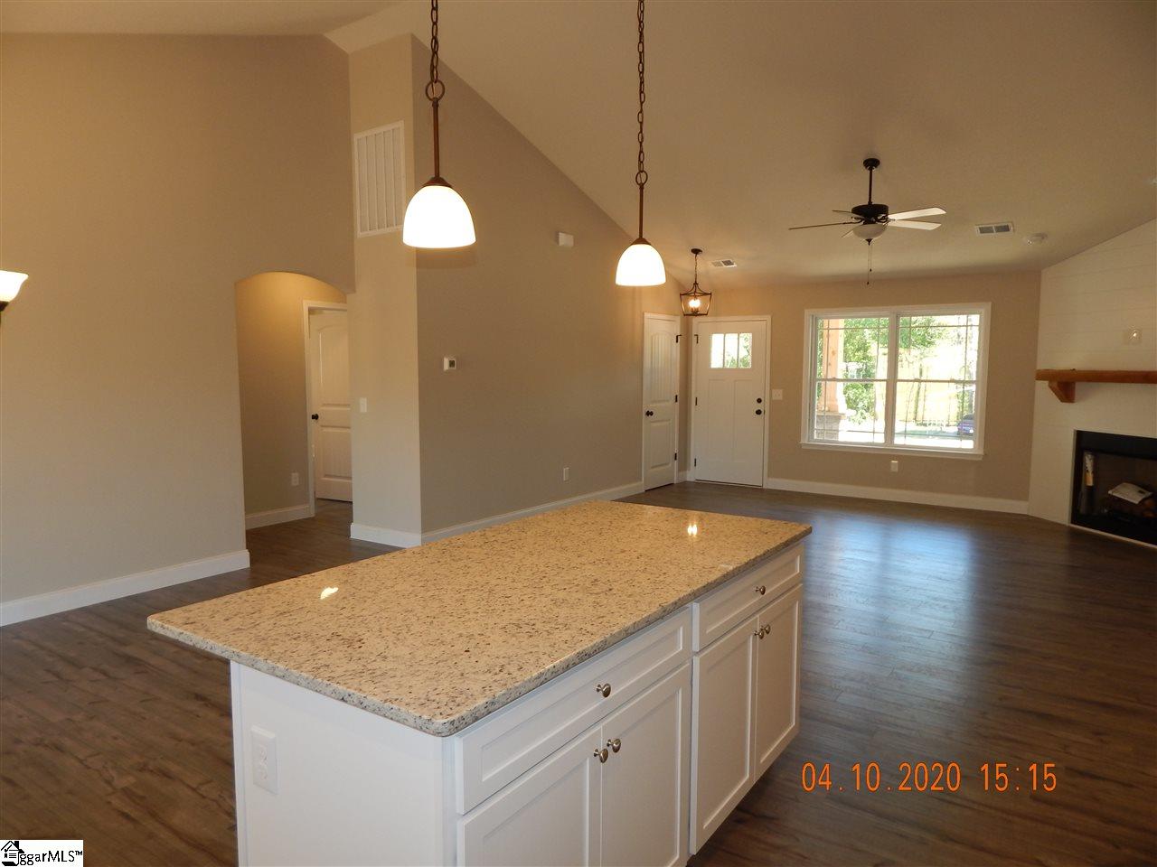 176 Coleman Road, Unit 2A Wellford, SC 29385 - Photo 7 of 33 Gallery Image 7