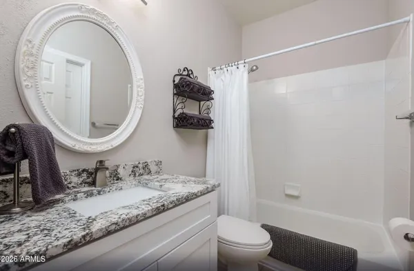 $289,900 | 600 West Grove Parkway, Unit 2214, Tempe, AZ 85283