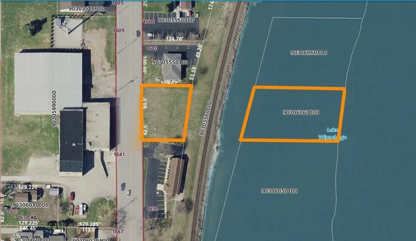 $69,900 | South Main Street, Oshkosh, WI 54902