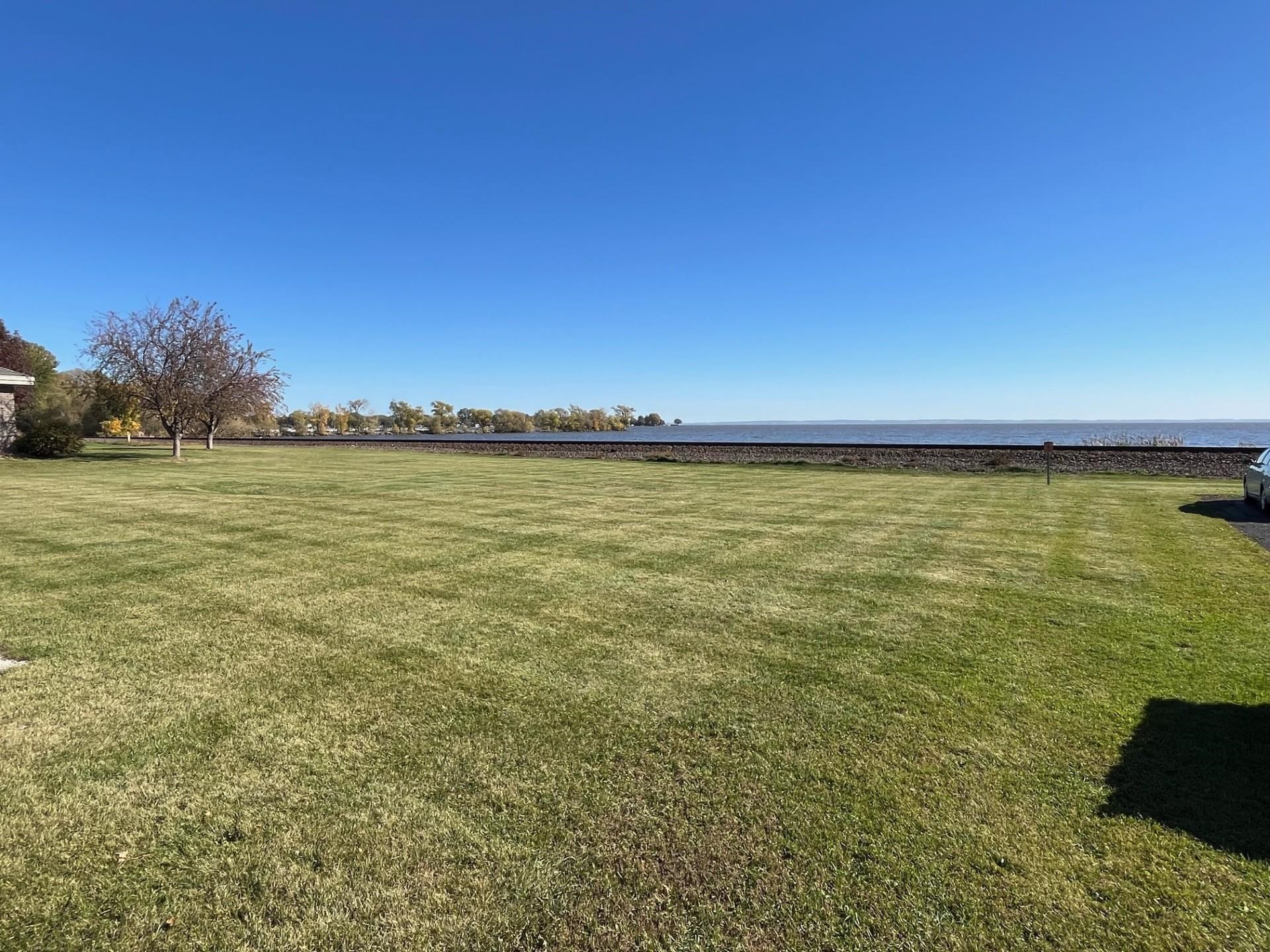 South Main Street Oshkosh, WI 54902 - Photo 2 of 8