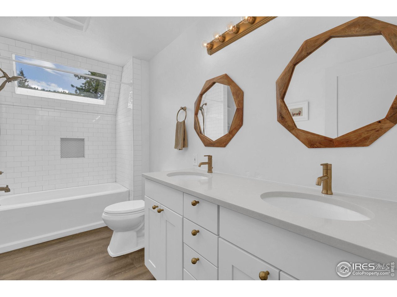 579 Primos Road Boulder, CO 80302 - Photo 24 of 38 Main Floor Full Bath