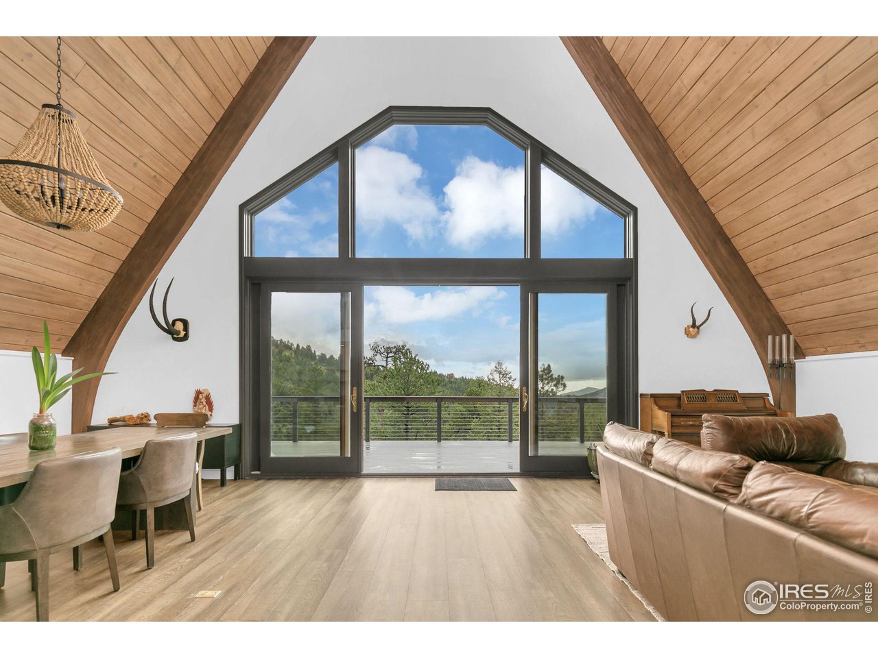 579 Primos Road Boulder, CO 80302 - Photo 5 of 38 Elegantly constructed living space