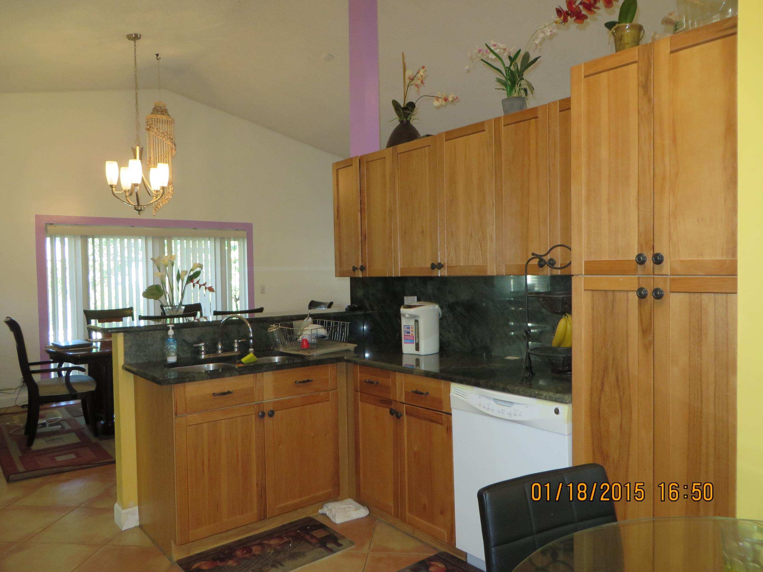 5227 Rosen Boulevard Boynton Beach, FL 33472 - Photo 22 of 53 nice open kitchen