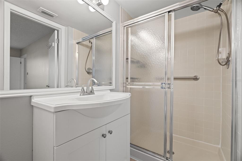 1438 Millstream Lane, Unit 102 Dunedin, FL 34698 - Photo 11 of 28