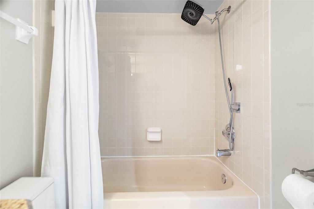 1438 Millstream Lane, Unit 102 Dunedin, FL 34698 - Photo 17 of 28