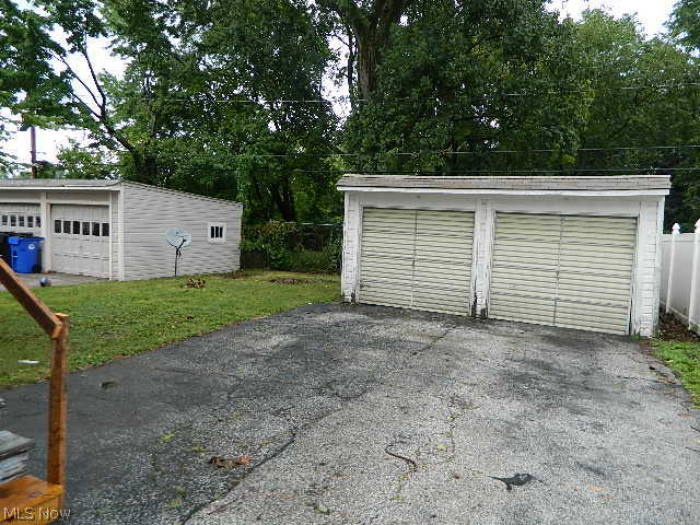 3869 Silsby Road Cleveland, OH 44111 - Photo 2 of 11 Gallery Image 2