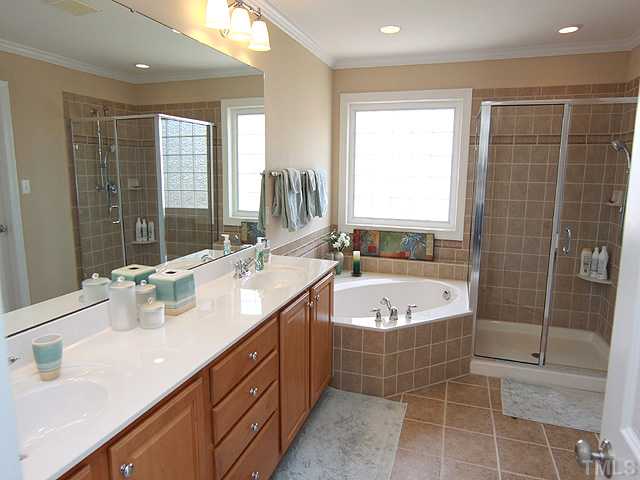 8901 Riverview Park Drive Raleigh, NC 27613 - Photo 8 of 12 Gallery Image 8