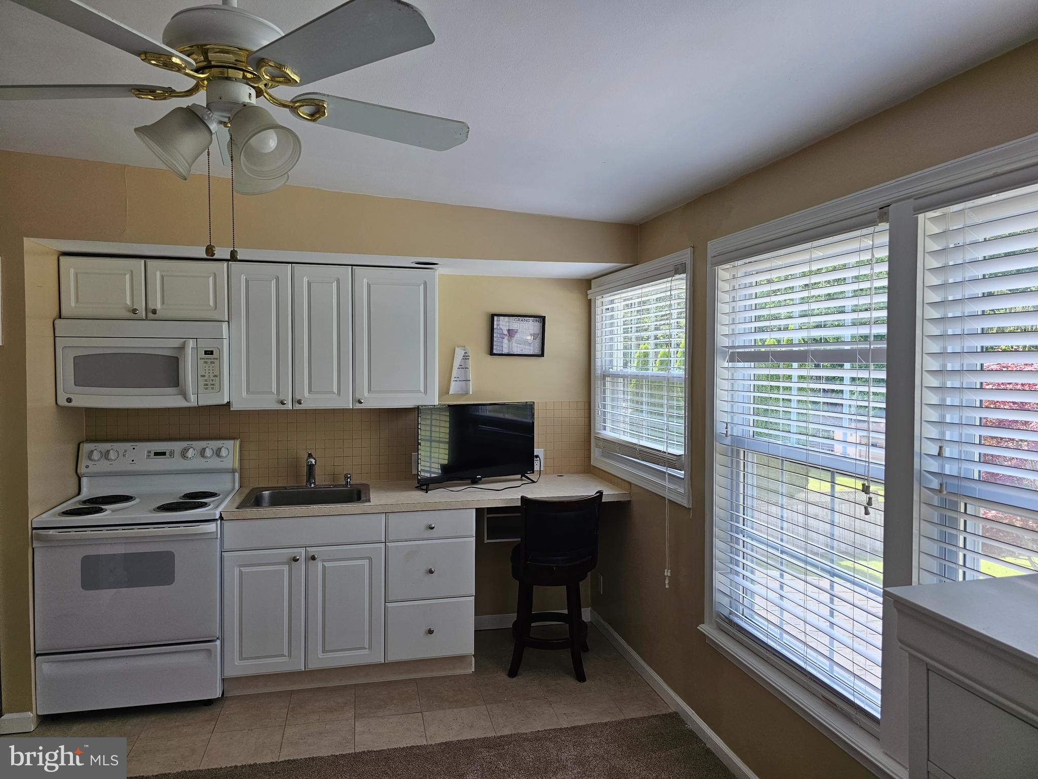 328 Centennial Road Warminster, PA 18974 - Photo 129 of 145