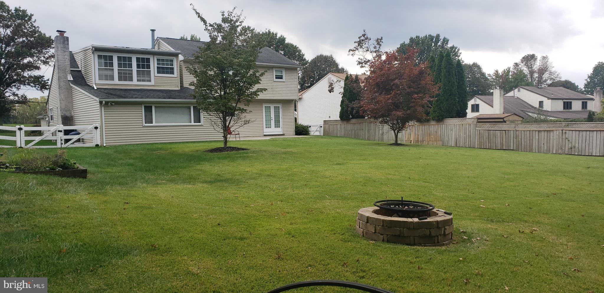 328 Centennial Road Warminster, PA 18974 - Photo 13 of 145 Beautiful Backyard