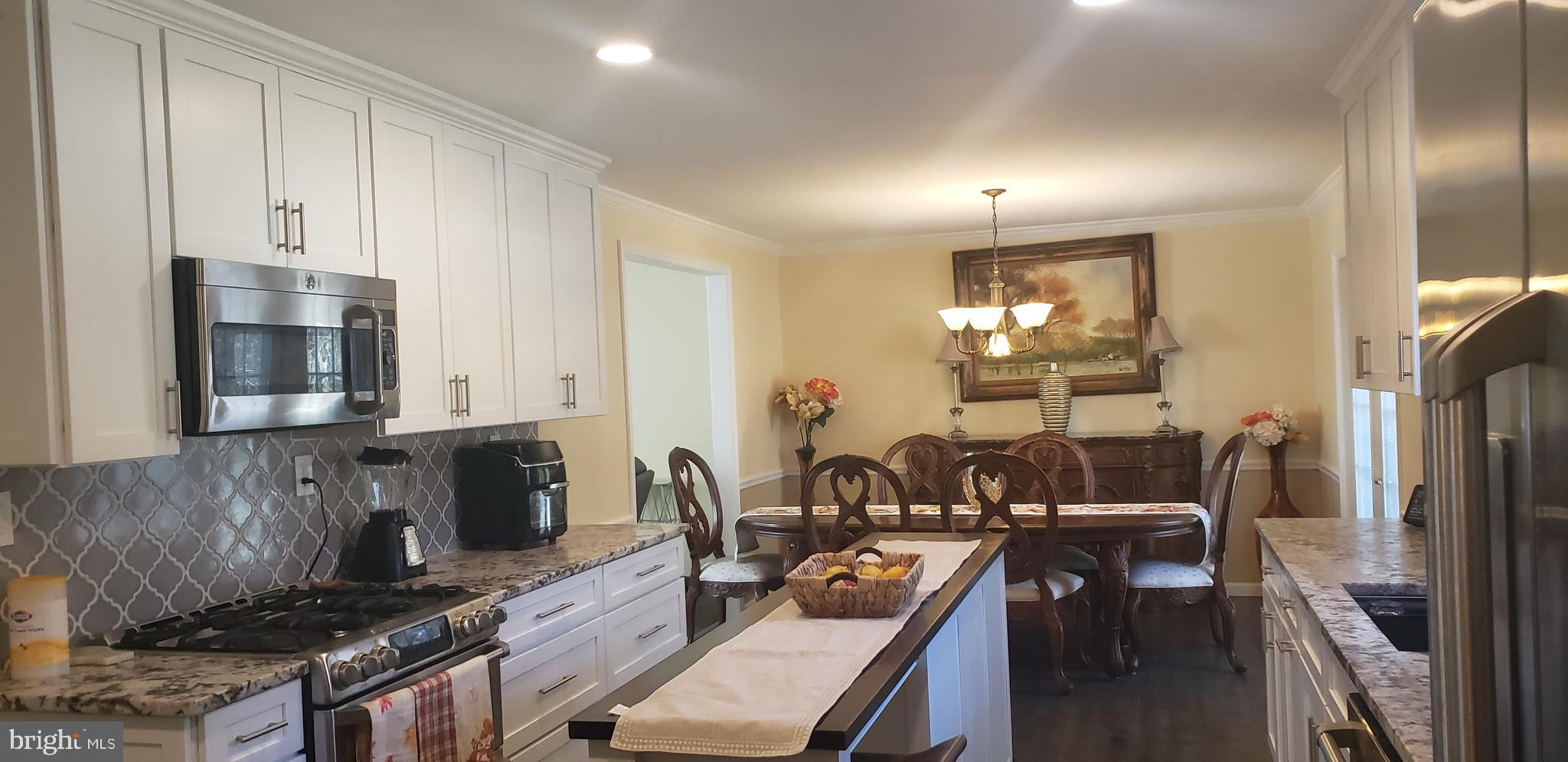 328 Centennial Road Warminster, PA 18974 - Photo 22 of 145 Beautiful Kitchen