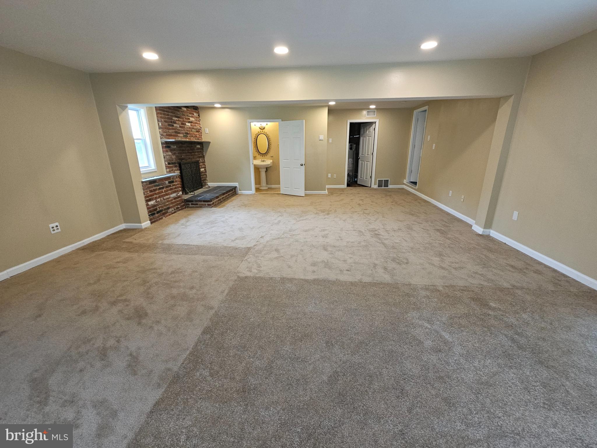 328 Centennial Road Warminster, PA 18974 - Photo 60 of 145 Family Room