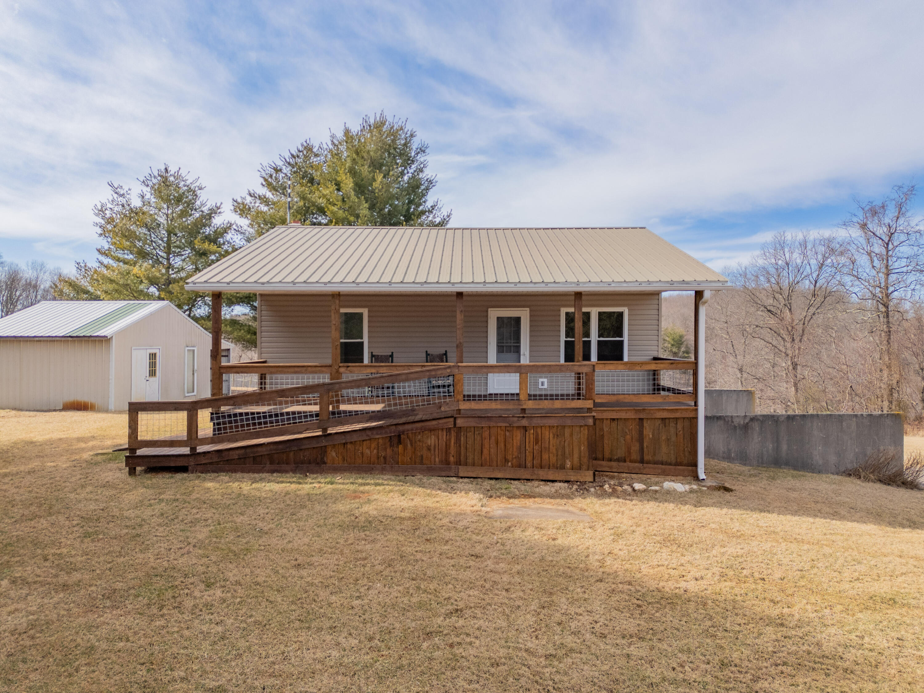 2448 Kyle Weeks Road Southwest Willis, VA 24380 - Photo 61 of 65 willis-72