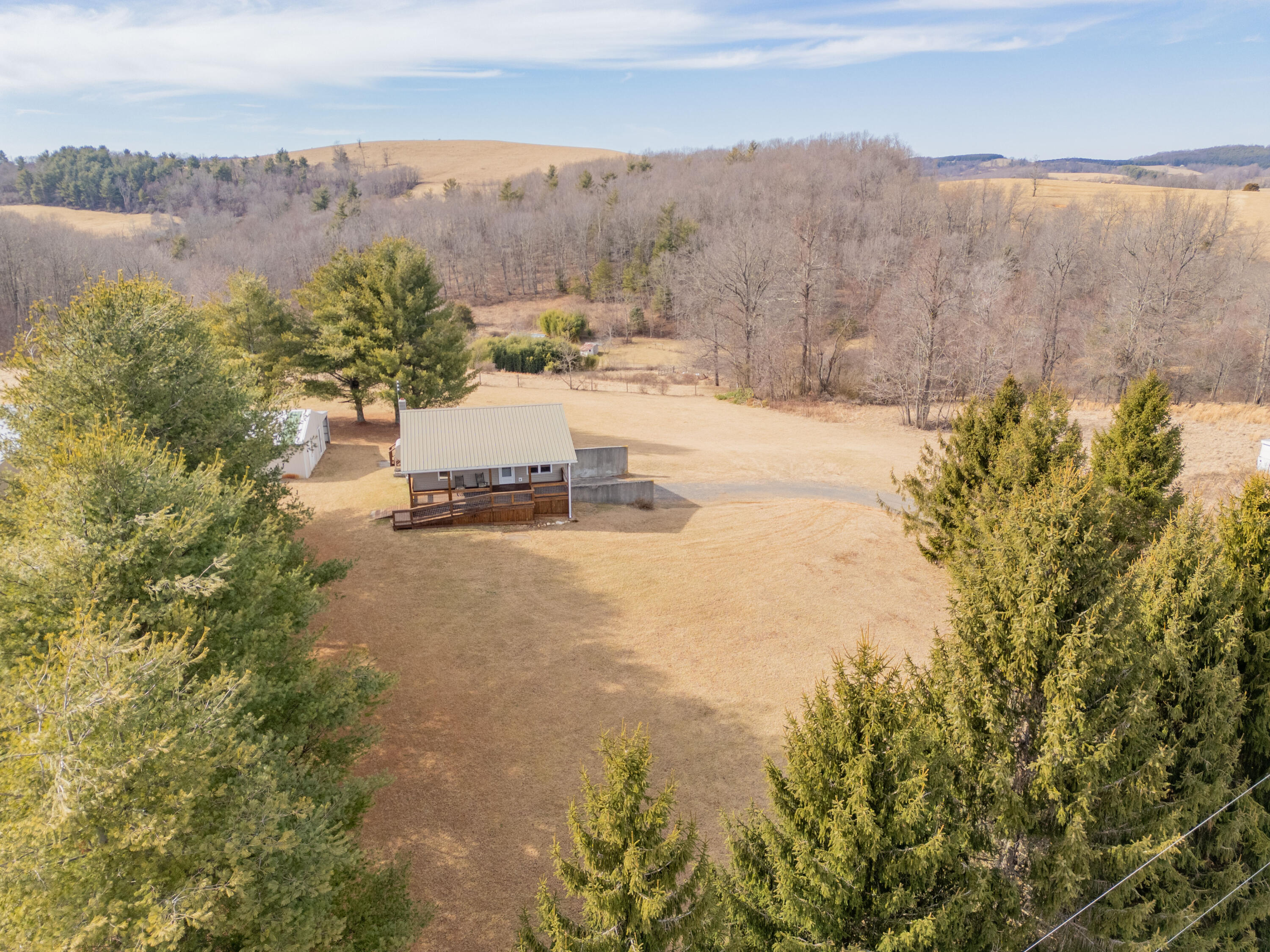 2448 Kyle Weeks Road Southwest Willis, VA 24380 - Photo 65 of 65 a view of a yard with a house