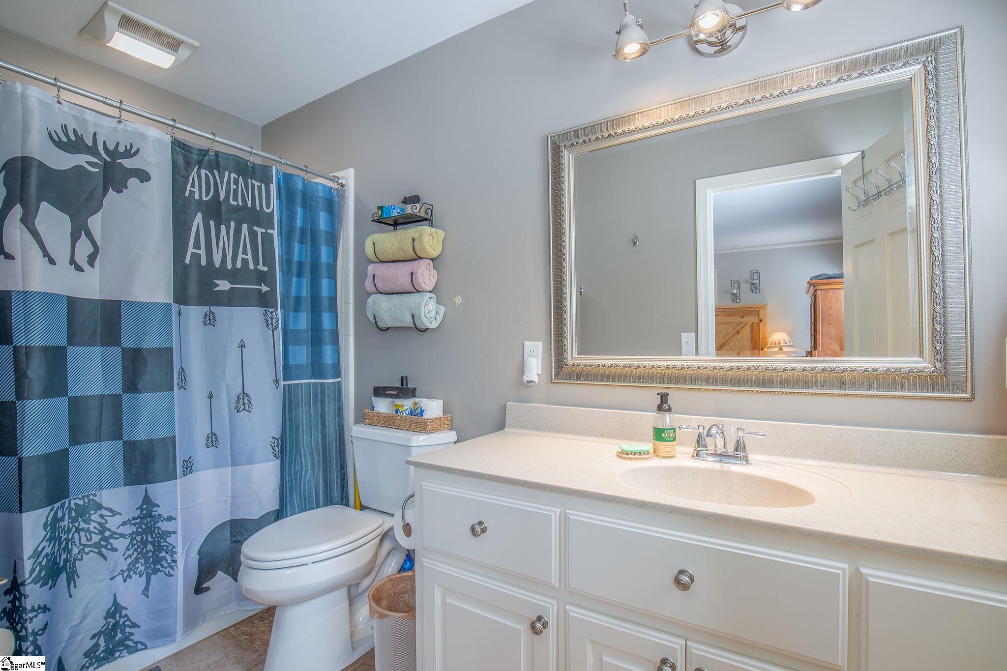 1220 Taylors Road Taylors, SC 29687 - Photo 15 of 34