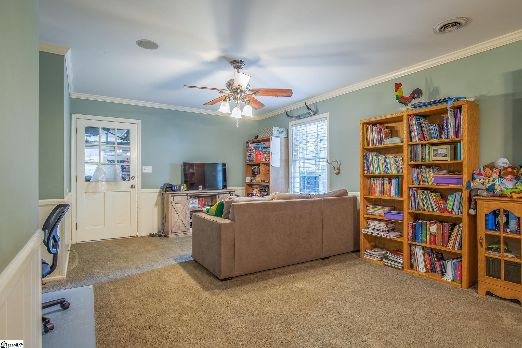 1220 Taylors Road Taylors, SC 29687 - Photo 22 of 34