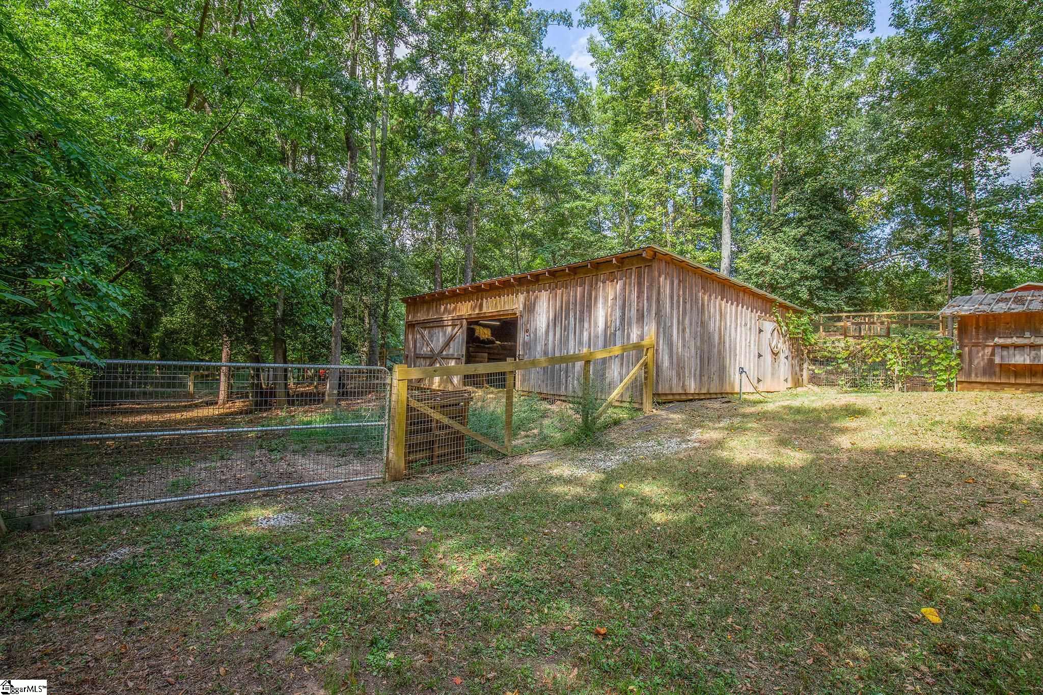 1220 Taylors Road Taylors, SC 29687 - Photo 30 of 34