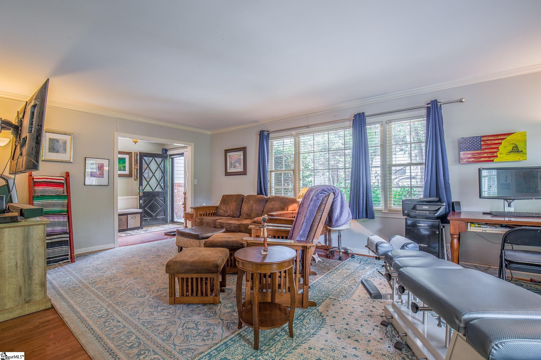 1220 Taylors Road Taylors, SC 29687 - Photo 6 of 34