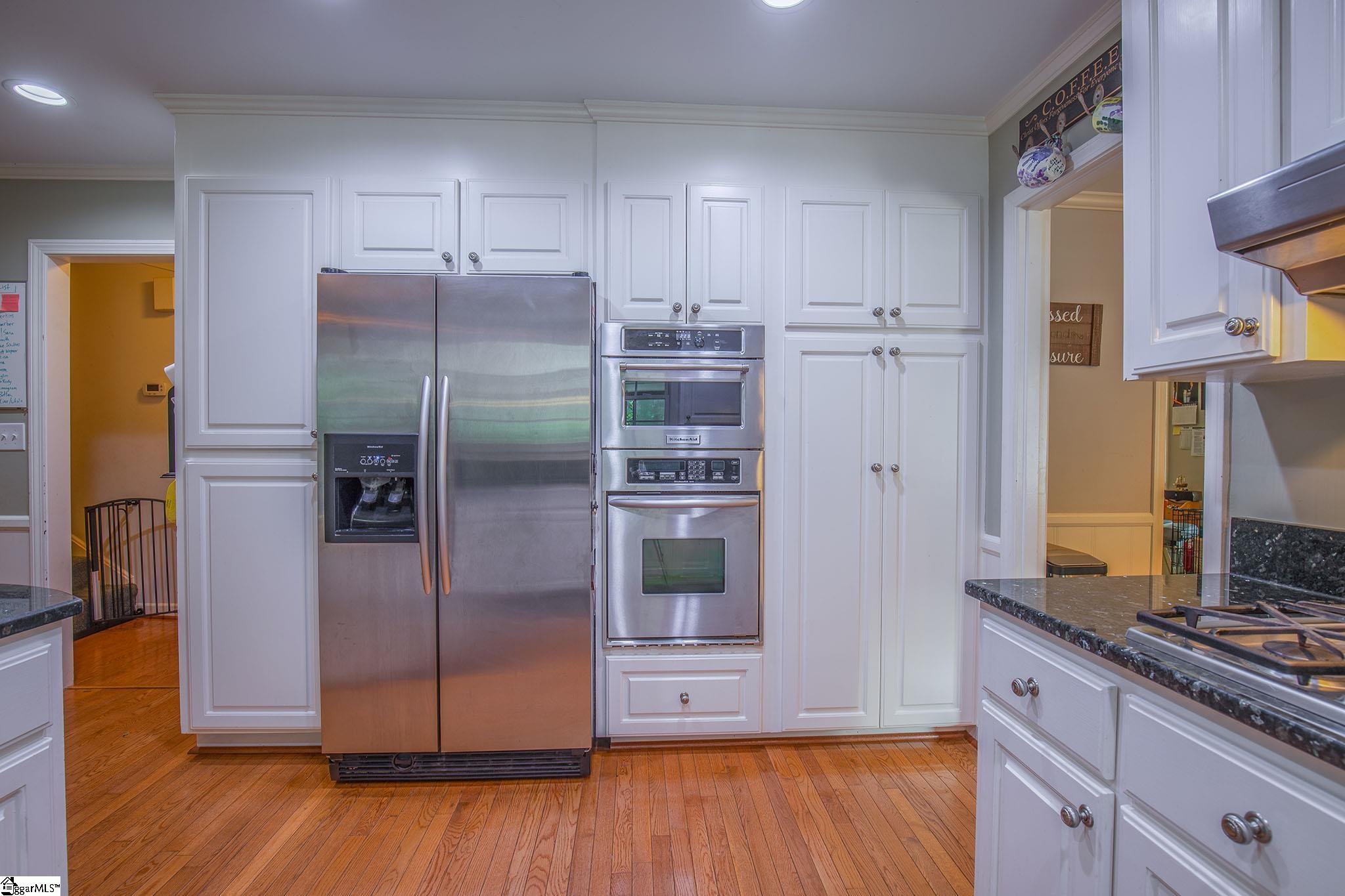 1220 Taylors Road Taylors, SC 29687 - Photo 9 of 34