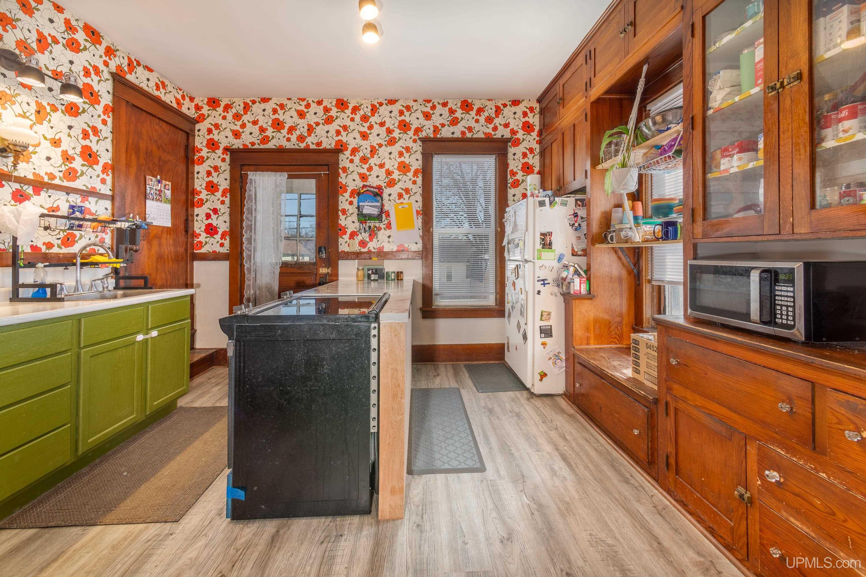 806 North 1st Street Ishpeming, MI 49849 - Photo 8 of 27