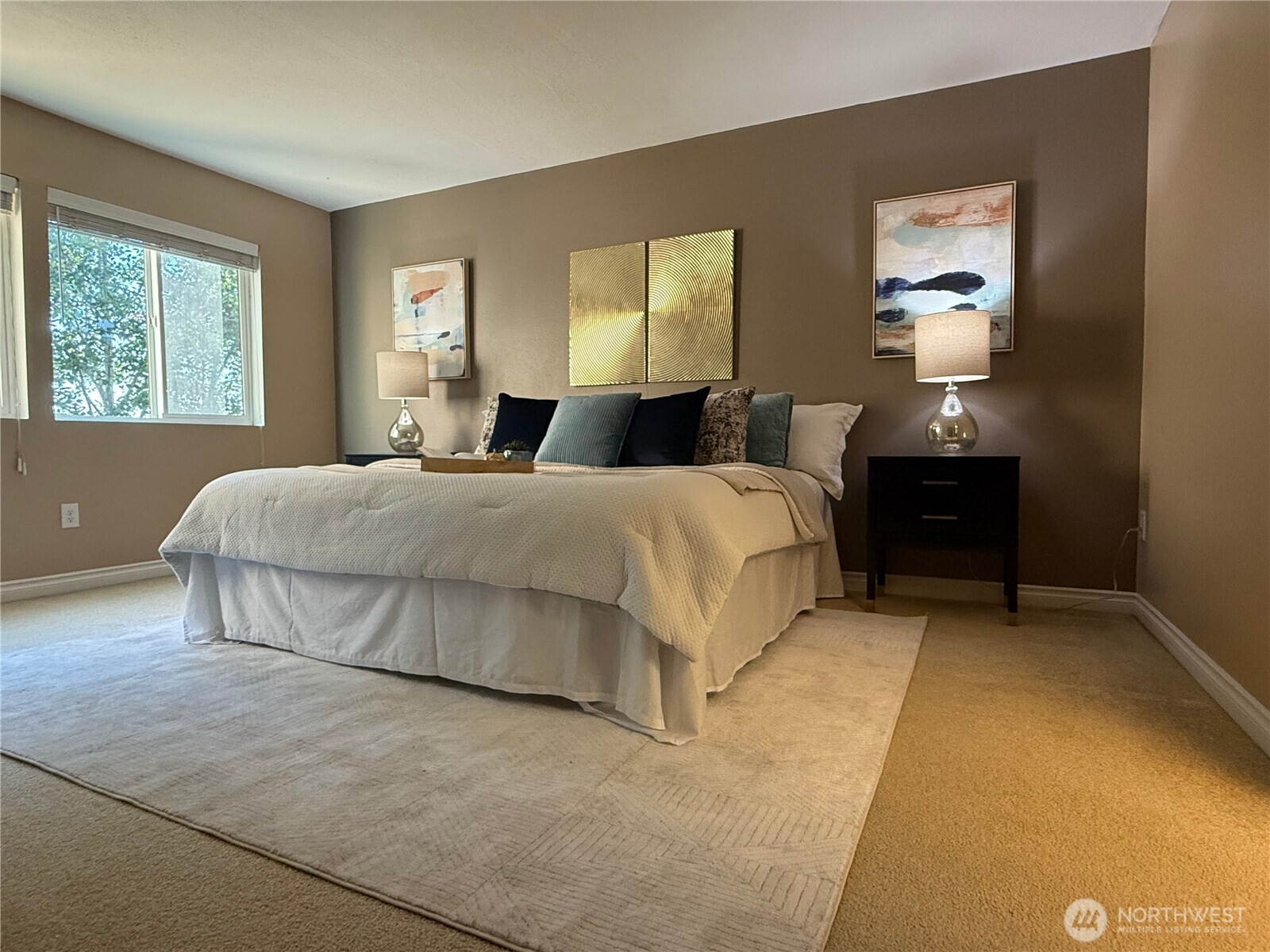 7600 Southeast 29th Street, Unit 501 Mercer Island, WA 98040 - Photo 8 of 21 a bedroom with a bed and window