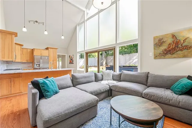 $6,996 | 235 Hillside Drive Northwest, Atlanta, GA 30342