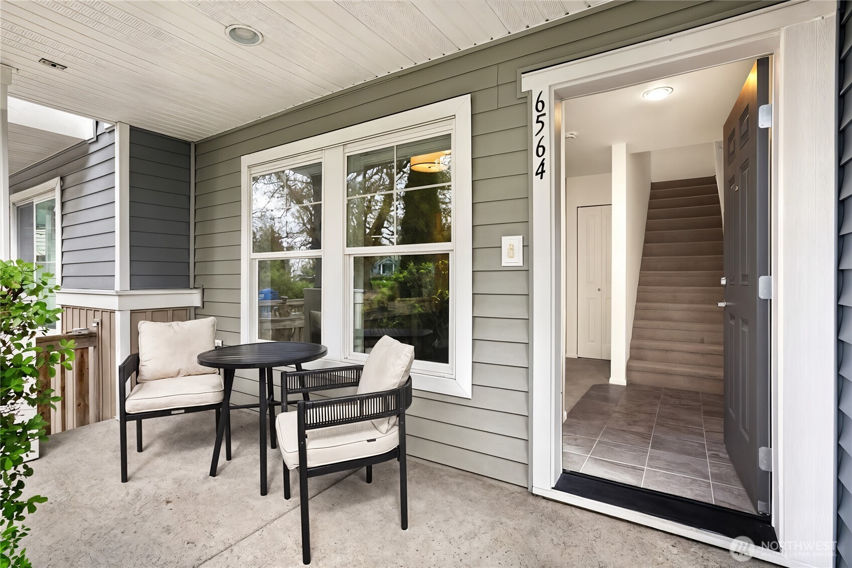 6564 High Point Drive Southwest Seattle, WA 98126 - Photo 3 of 24