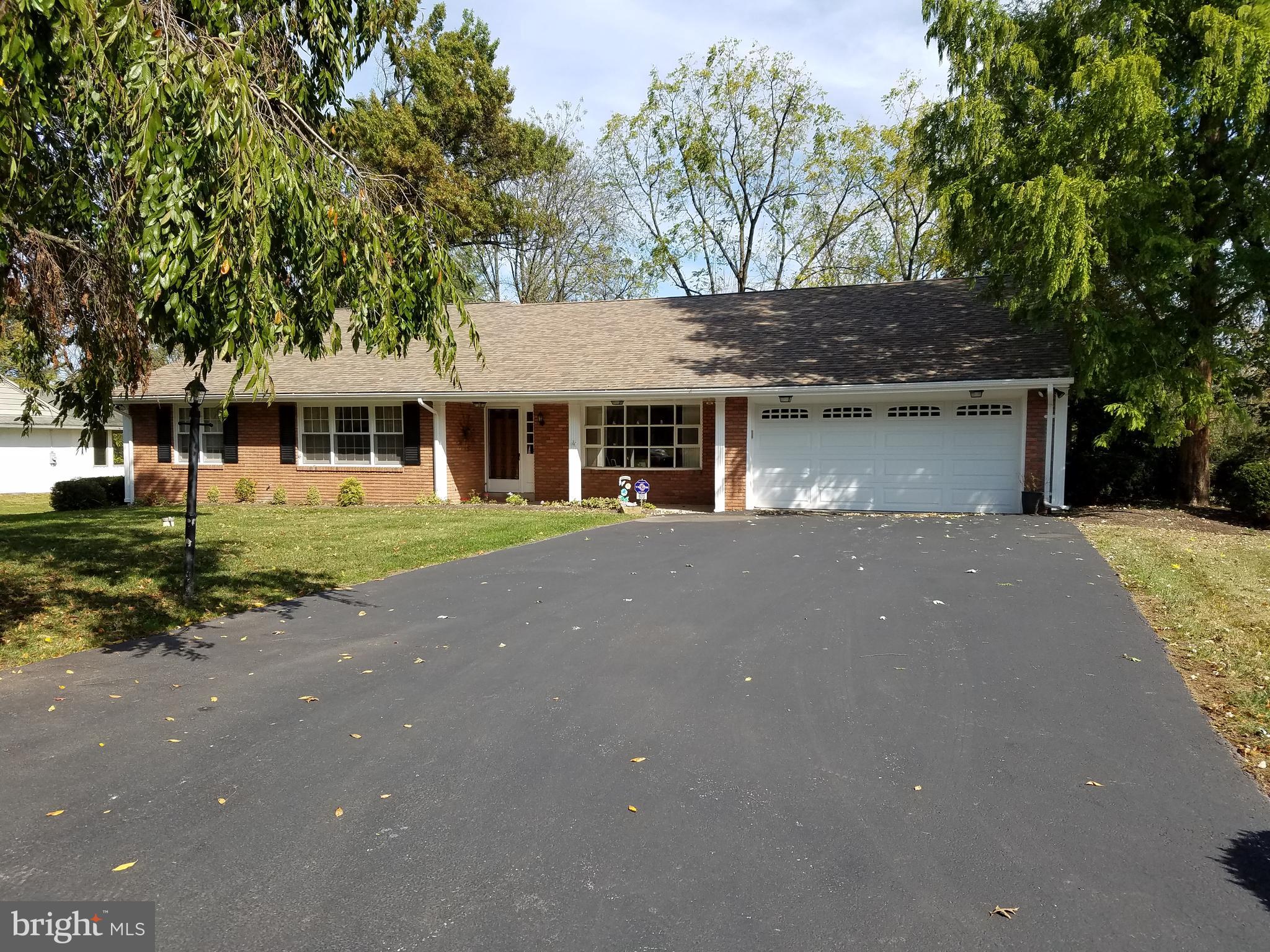 973 Kenny Road Pottstown, PA 19464 - Photo 1 of 27 Gallery Image 1
