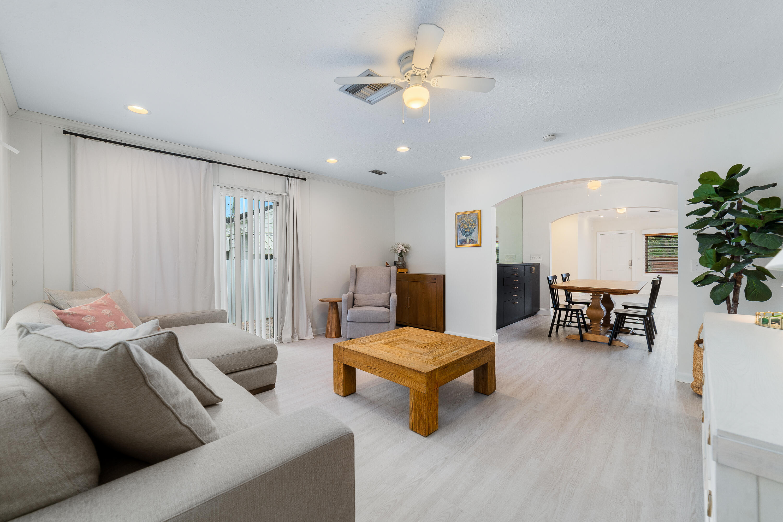 719 Valley Forge Road West Palm Beach, FL 33405 - Photo 1 of 29 _DSC0122-1