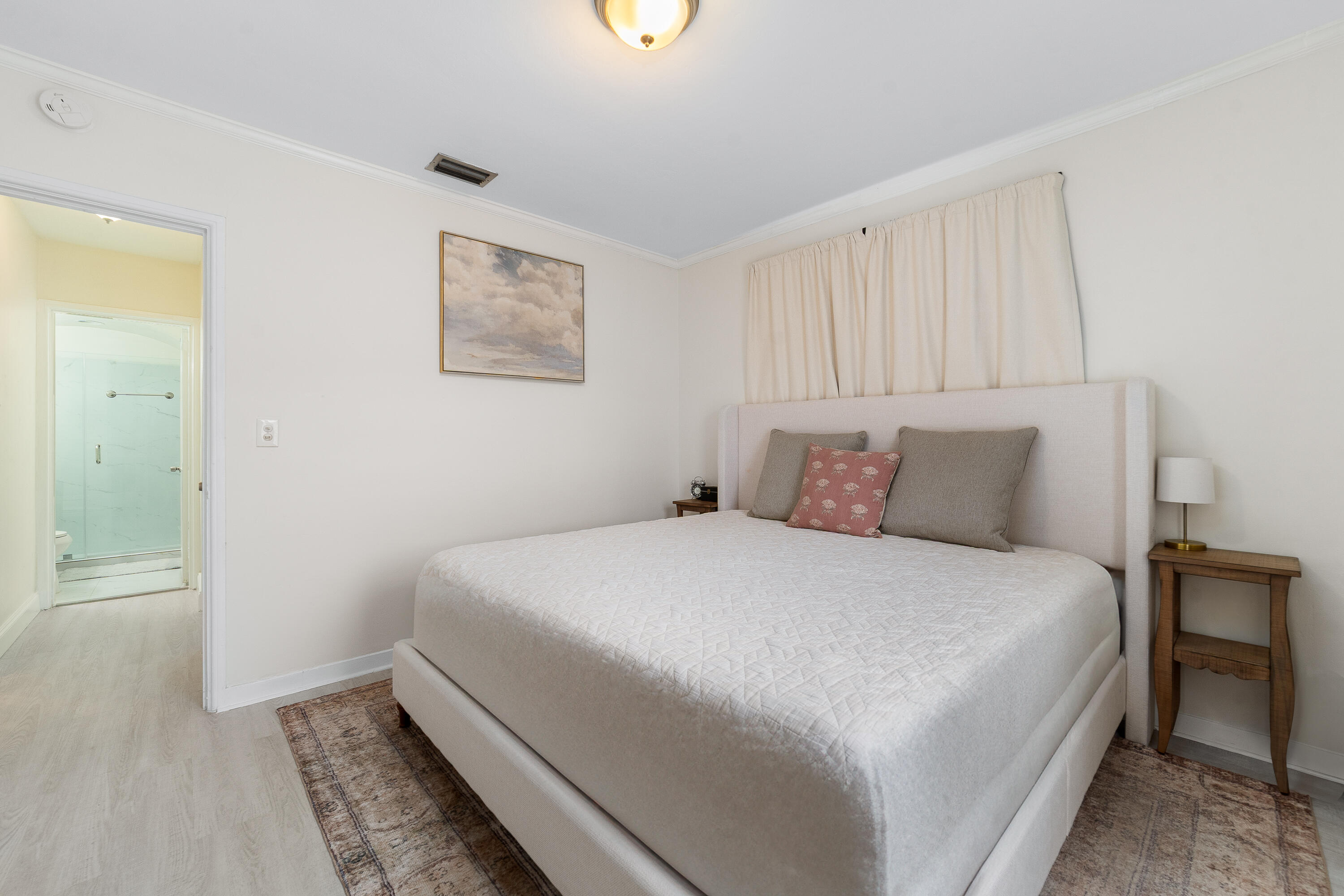 719 Valley Forge Road West Palm Beach, FL 33405 - Photo 11 of 29 _DSC0302