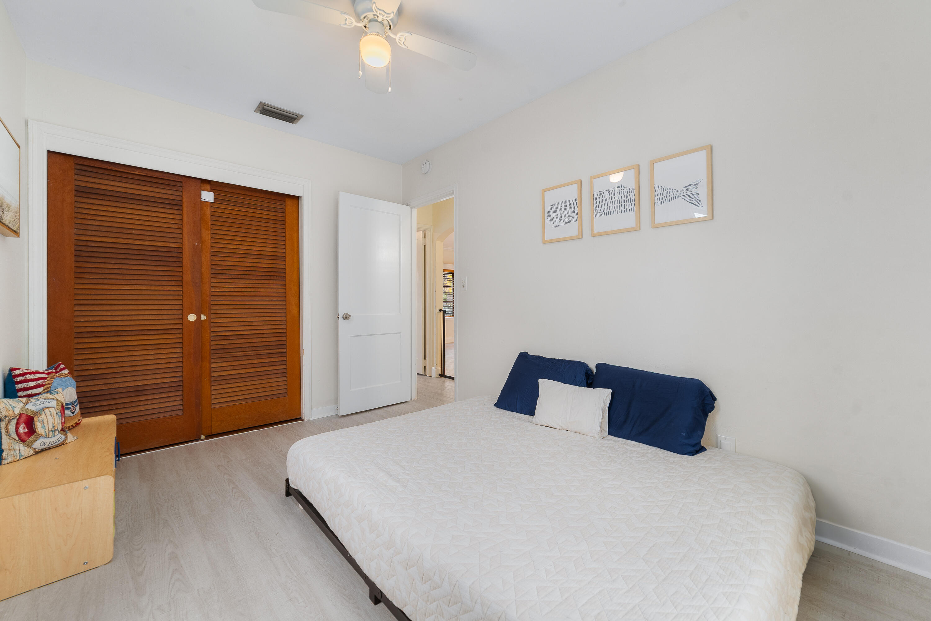 719 Valley Forge Road West Palm Beach, FL 33405 - Photo 15 of 29 _DSC0340