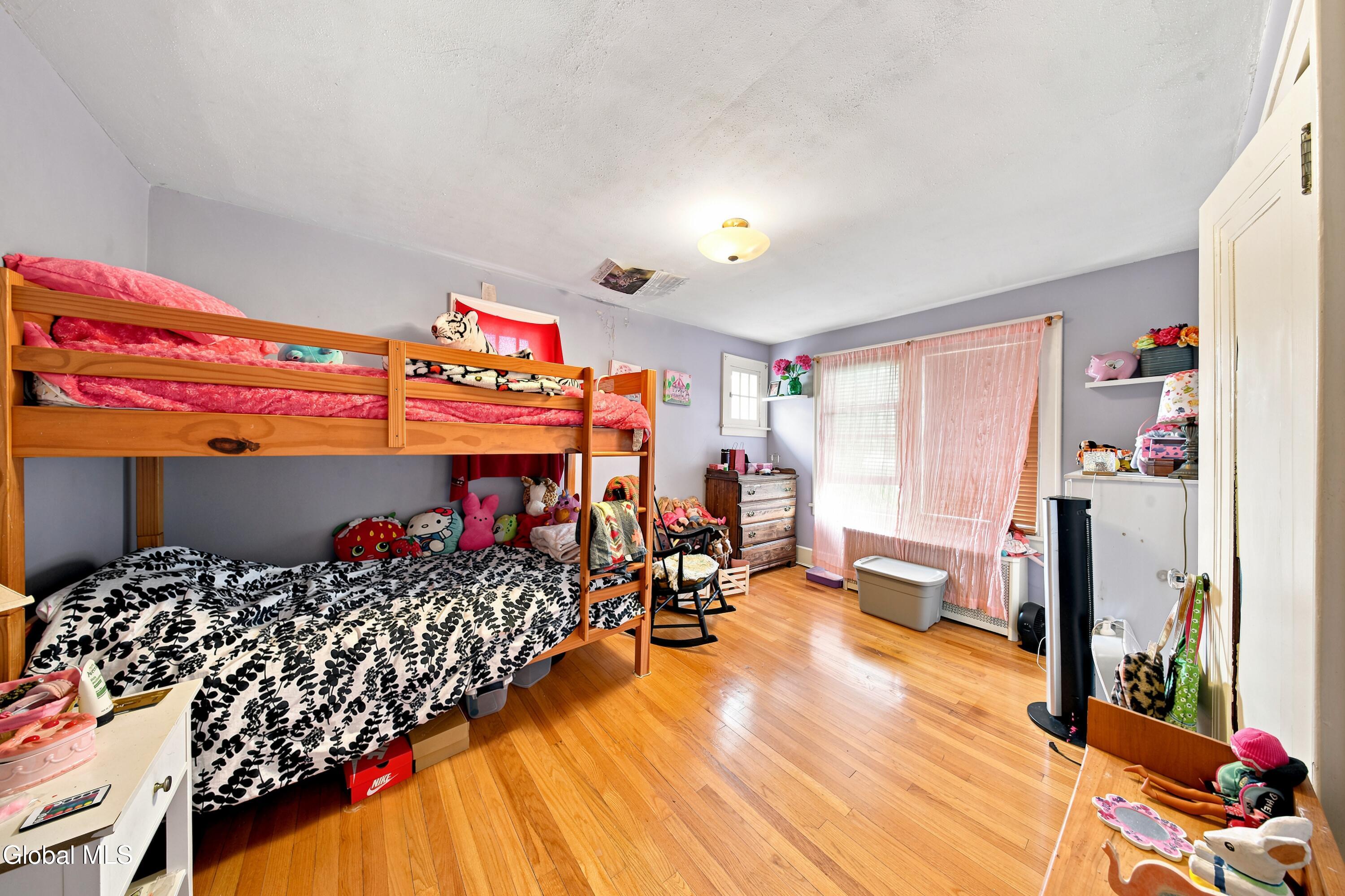 1173 Sumner Avenue Schenectady, NY 12309 - Photo 24 of 32 20