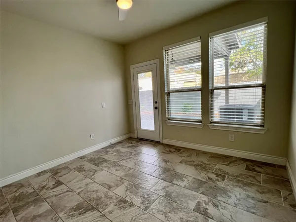 $2,800 | 10916 Cannes Memorial Drive, Houston, TX 77043