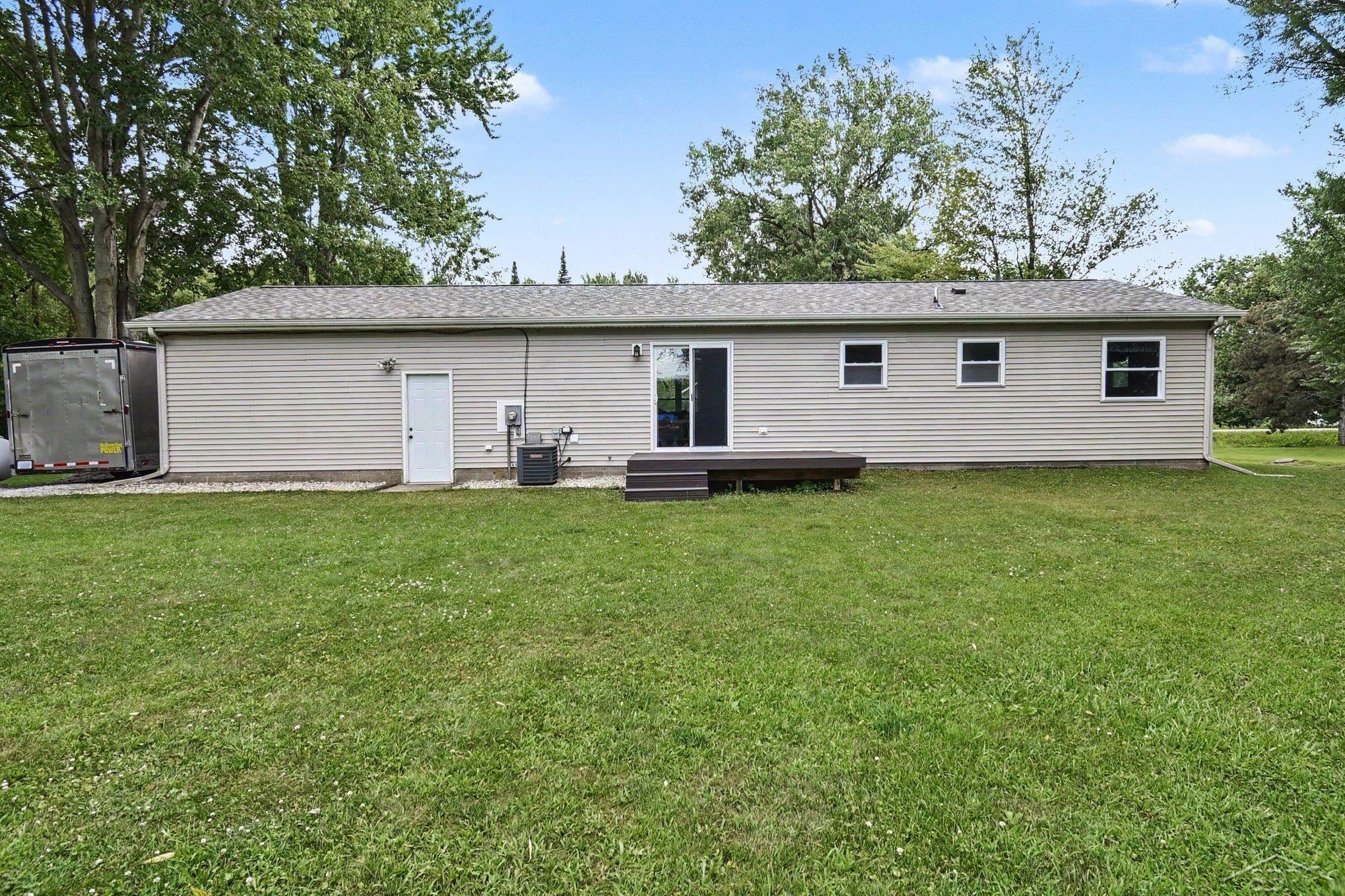 2319 East Freeland Road Midland, MI 48640 - Photo 18 of 31