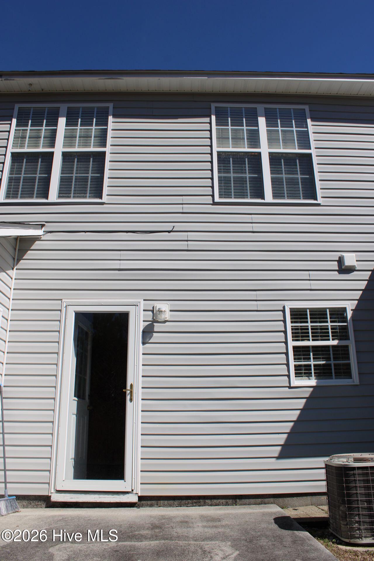 110 Apache Trail Havelock, NC 28532 - Photo 2 of 28 IMG_7100