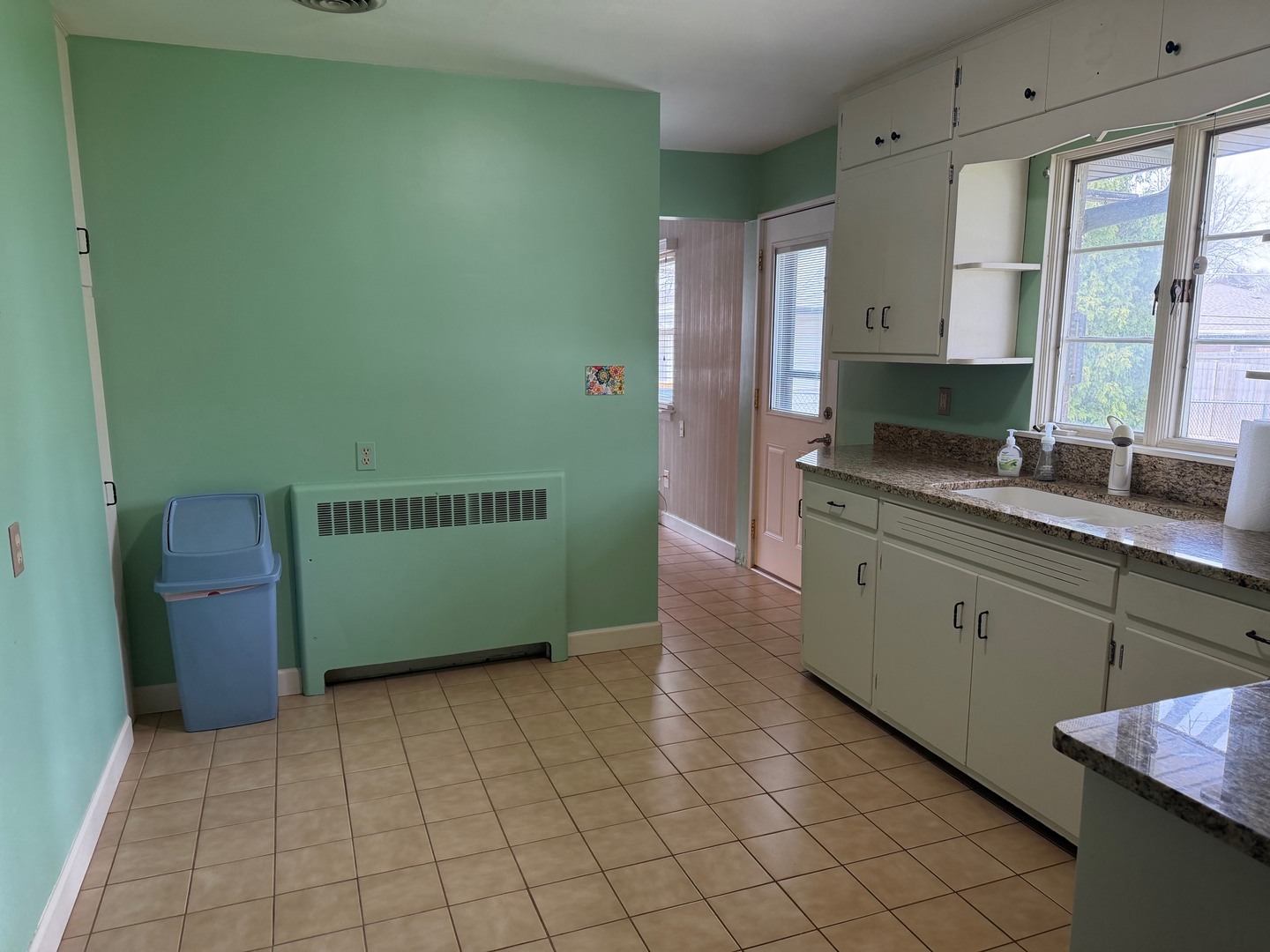 1717 West Acres Road Joliet, IL 60435 - Photo 4 of 17